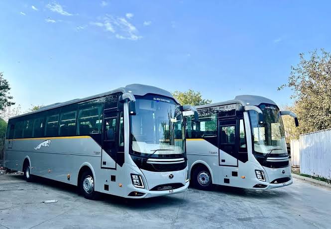 45 Seater Mini Bus Rent in Delhi
